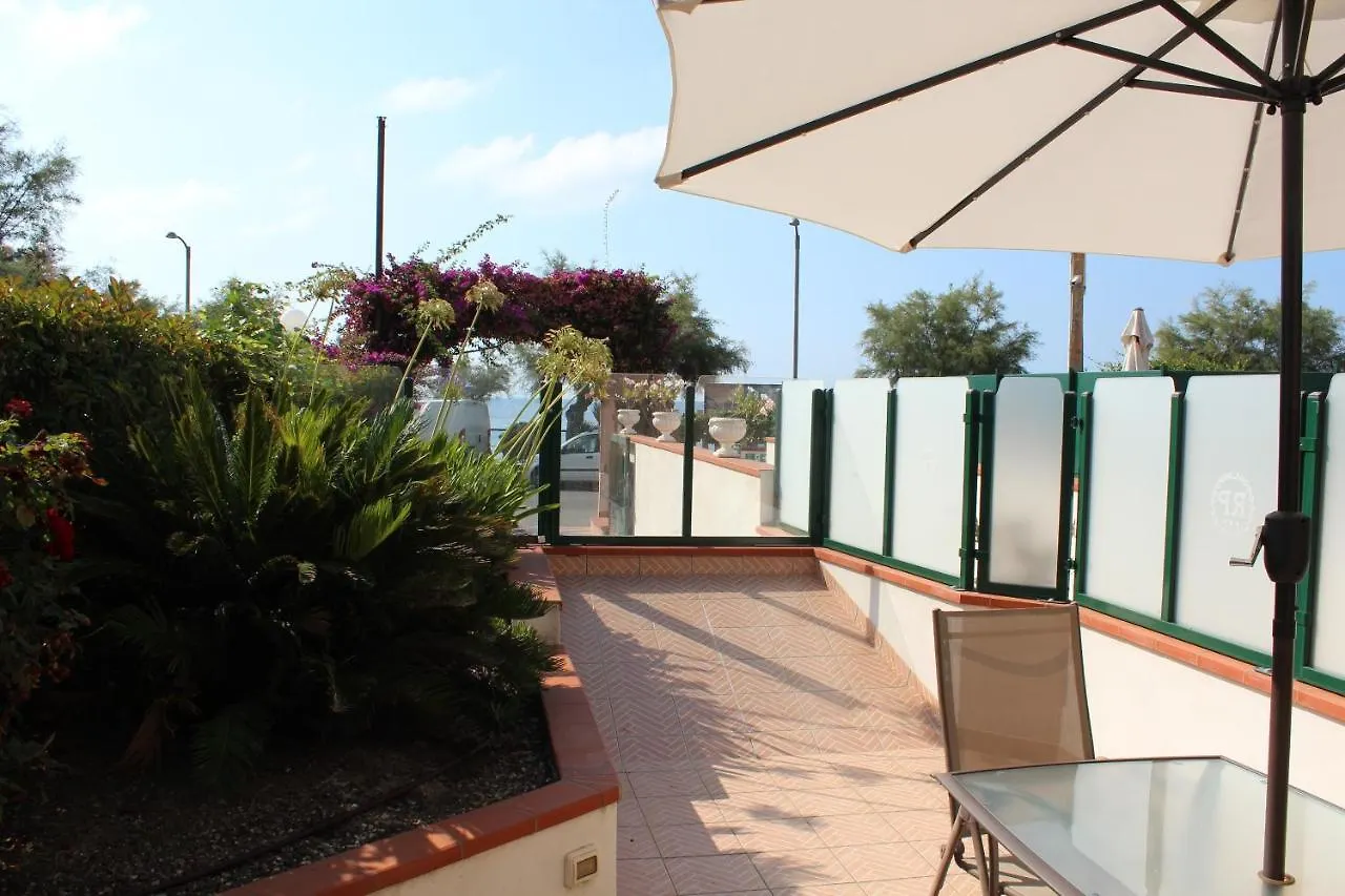 Del Prado Aparthotel Riva Ligure