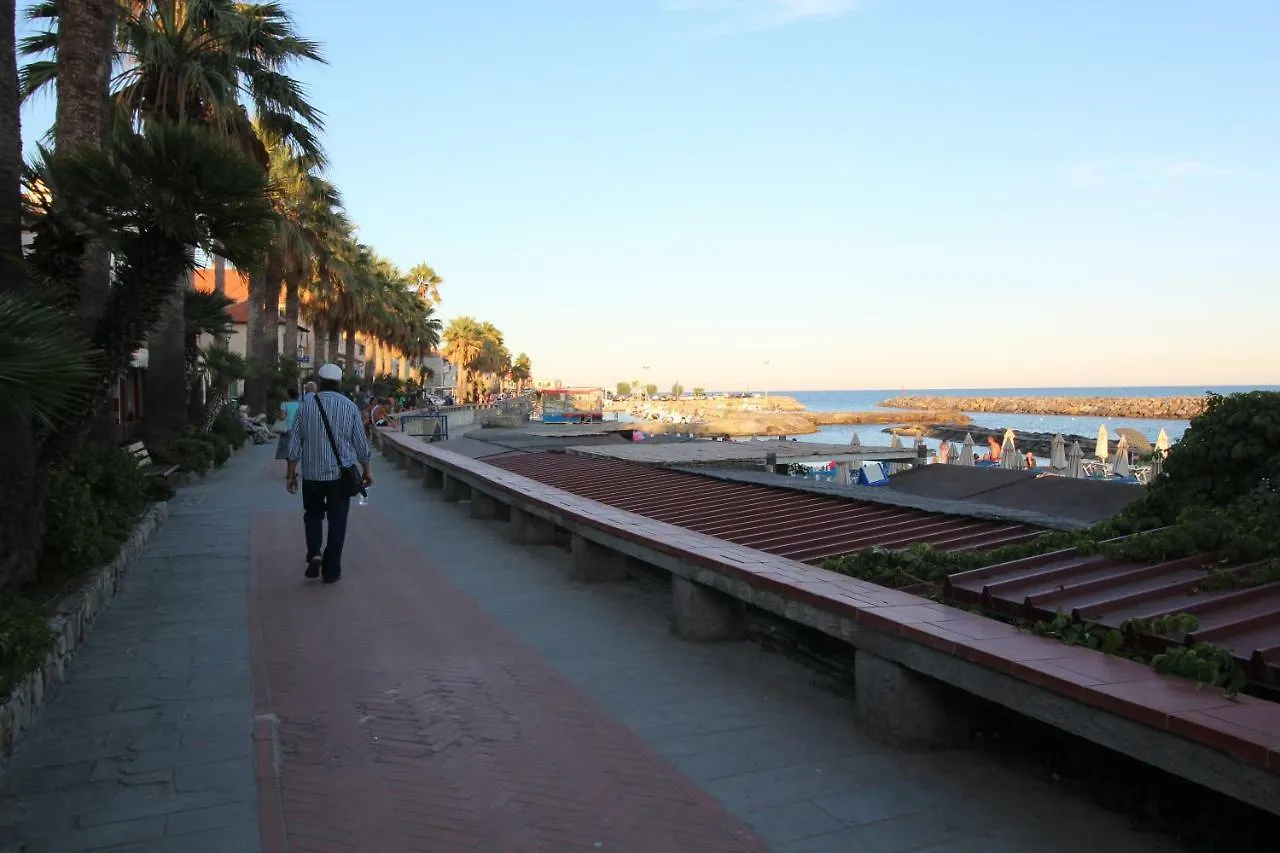Del Prado Aparthotel Riva Ligure