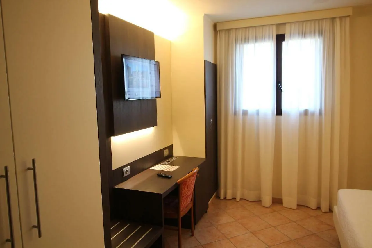 Del Prado Aparthotel Riva Ligure 3*,