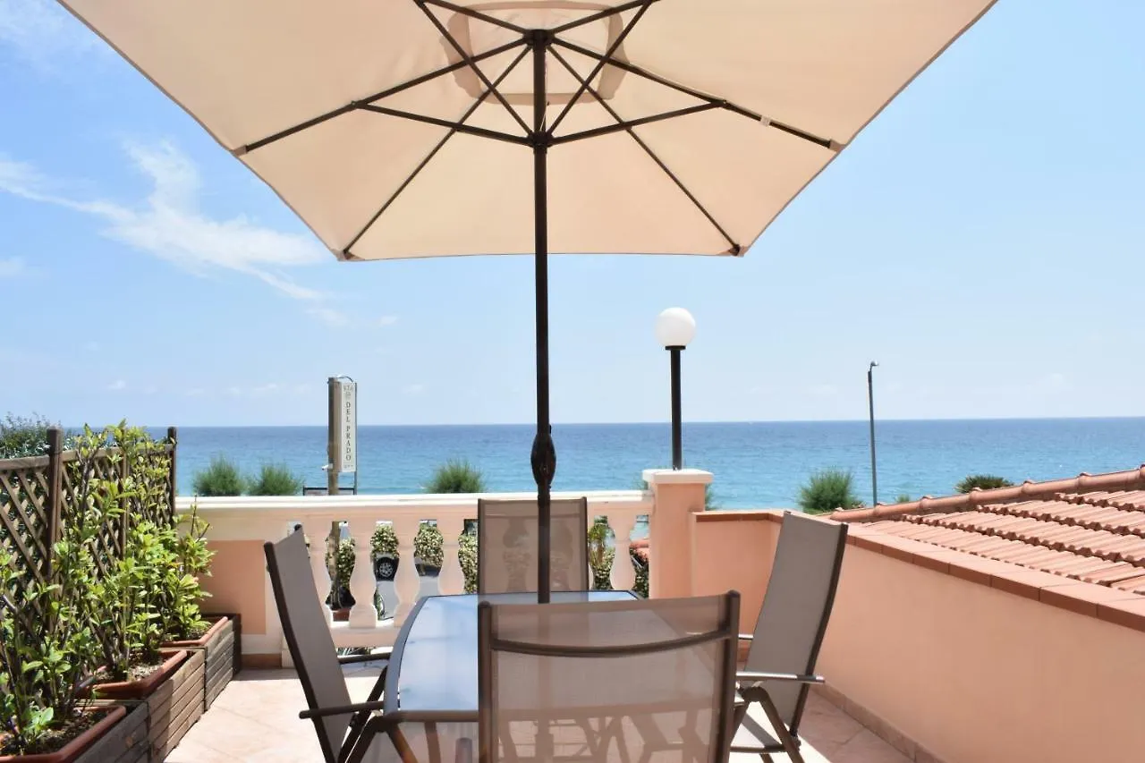Del Prado Aparthotel Riva Ligure