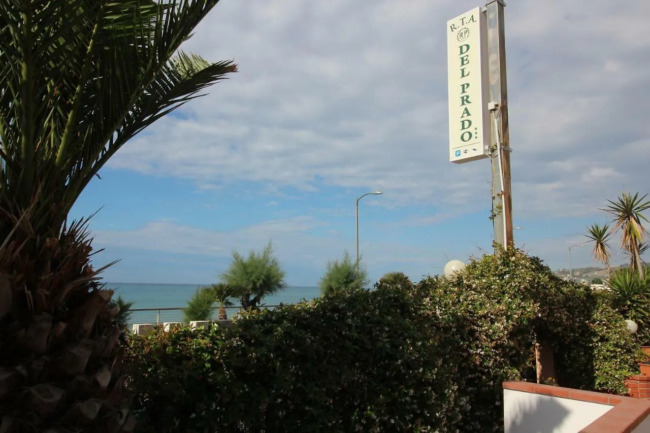 Aparthotel Del Prado Riva Ligure 3*,  Italien