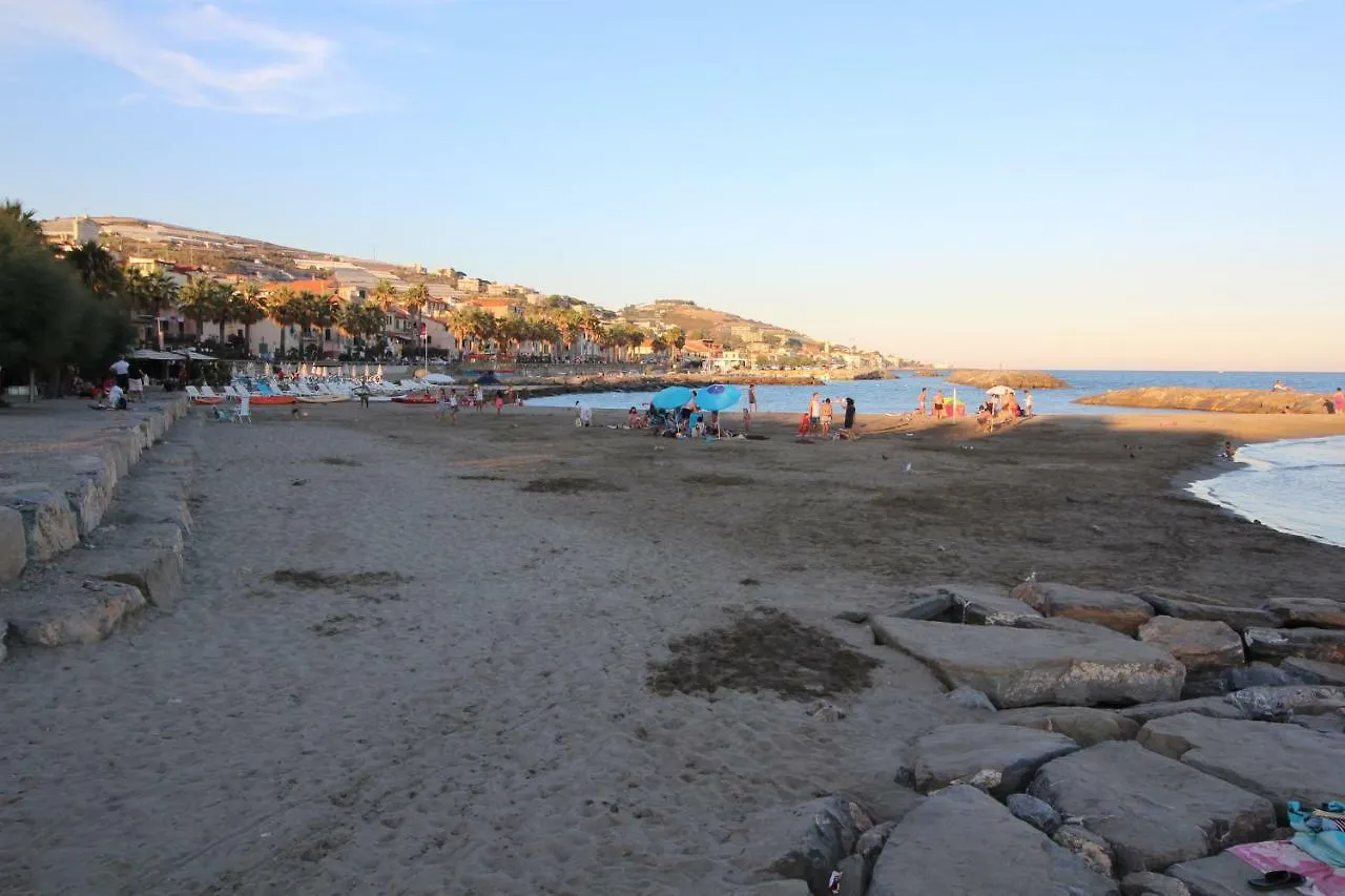 Aparthotel Del Prado Riva Ligure 3*,  Italien
